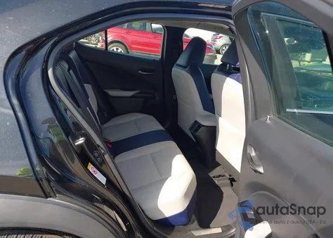 2019 Lexus Ux 200 z USA, uszkodzony, nr VIN JTHY3JBH3K2015410